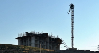 Kule Vinç Koptu,Operatör Öldü!