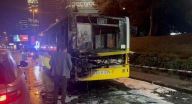Özel Halk Otobüsü Yandı