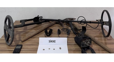 Roma ve Bizans Dönemine Ait 4 Sikke Ele Geçirildi