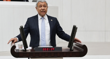 Sümer,Çukurova'daki Don Felaketini Meclise Taşıdı:''Çiftçiye Acil Destek Paketi Şart''