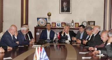 Suriye’de Yaşanan Vahşete Tepkiler Büyüyor!