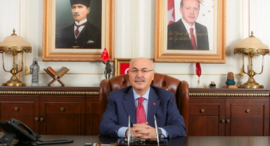 Vali Köşger:''İstiklal Marşı, Eşsiz Bir Şaheser''
