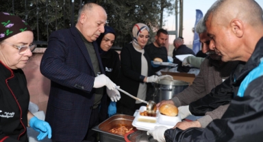 Yüreğir’de Ramazan Dayanışması:45 Bin Kişiye İftar Verildi