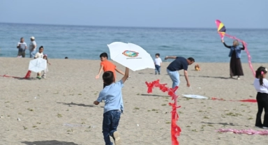 Anamur'da Uçurtma Şenliği Düzenlendi