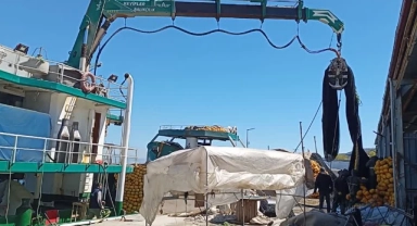 Balıkçılar Tekne Ve Ağlarını Bakıma Aldı