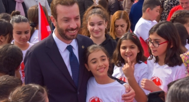 Başkan Aydar'dan ''23 Nisan'' Mesajı:''Egemenlik,Geleceğimizin Teminatı Çocuklarımıza Aittir''