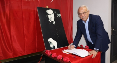 Başkan Kanlı Alparslan Türkeş'i Andı:''Başbuğ Türkeş Örnek Bir Mücadele İnsanıydı''