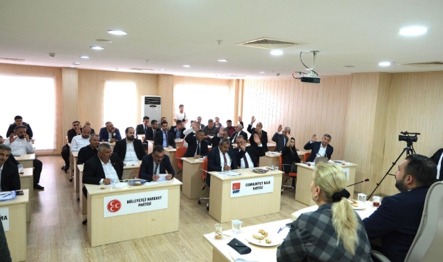 Ceyhan'da Komisyon ve Encümen Üyeleri Seçildi