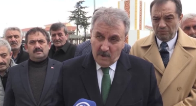 Destici, Eskişehir'de Konuştu
