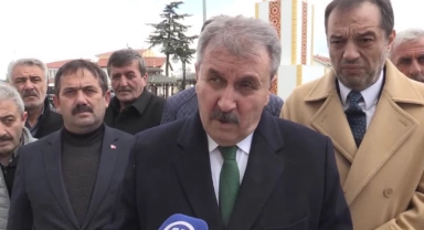 Destici, Eskişehir'de Konuştu