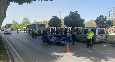 Genç Kız Feci Kazada Öldü