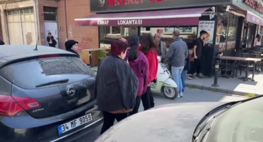 Deprem Korkuttu! Vatandaşlar Sokağa Döküldü...