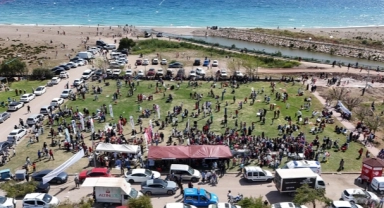 Kumluca'da Uçurtma Şenliği Düzenlendi