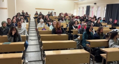 Lise Öğrencileri Üniversite Ortamını Deneyimliyor
