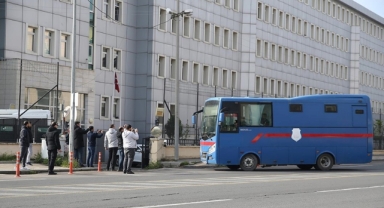 Narin Cinayetinde 12 Sanık İle 3 Çocuk Yargılanıyor