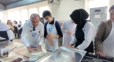 Otizmli Çocuklar Pizza Yaptı