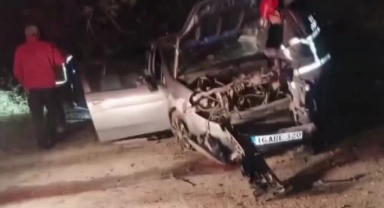 Otomobil İle Motosiklet Çarpıştı:2 Yaralı