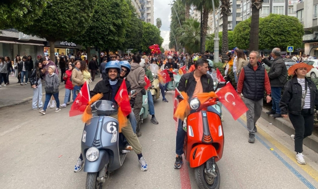 Portakal Çiçeği Kokusu Vespa Rüzgarıyla Buluşuyor