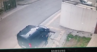 Sahipsiz Köpekler Çocuğa Saldırdı