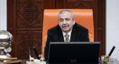 Sırrı Süreyya Önder Kalp Krizi Geçirdi