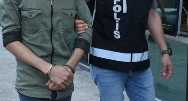 Tartıştığı Arkadaşını Silahla Vurdu