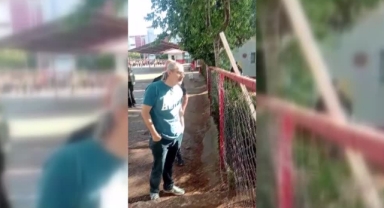 Tel Örgüye Takılan Kediyi İtfaiye Kurtardı