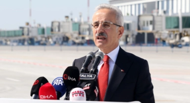Uraloğlu, Antalya Havalimanı'nda konuştu
