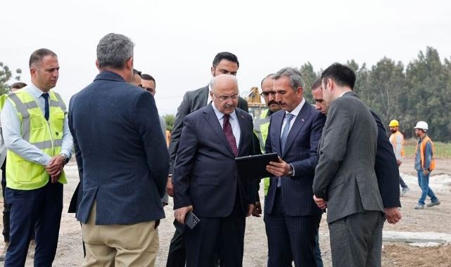 Vali Köşger Ceyhan'da İncelemelerde Bulundu
