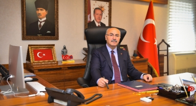 Vali Köşger:''Tüm Polislerimizi Yürekten Kutluyorum''