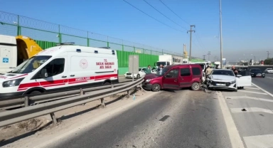 Zincirleme Trafik Kazası:3 Yaralı