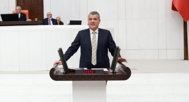 Barut,Adana'daki Yolsuzluk İddialarını Meclise Taşıdı