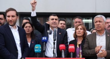 CHP Adana İl Başkanlığı'ndan Özel'e Yapılan Saldırıya Tepki:''Boyun Eğmeyeceğiz!''
