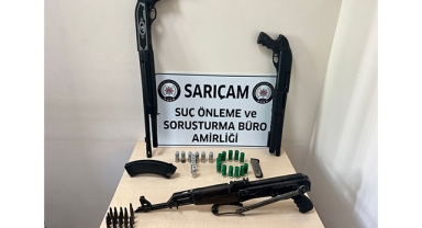 Eve Baskın:2 Pompalı Tüfek ve Kalaşnikof Ele Geçirildi