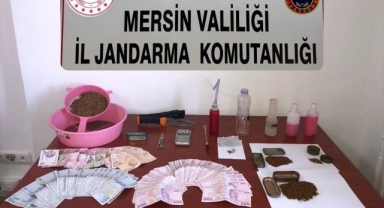 Evinde Uyuşturucu İmal Edip satıyormuş