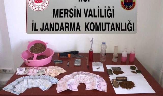 Evinde Uyuşturucu İmal Edip satıyormuş