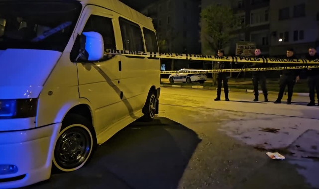 Evinin Önünde Silahla Vuruldu