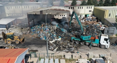 Geri Dönüşüm Tesisinde Yangın