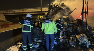 İki Araca Çarpıp Alev Aldı