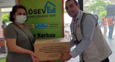 LÖSEV Mutlu Et Paketleri İle Mutluluk Paylaştıkça Çoğalıyor