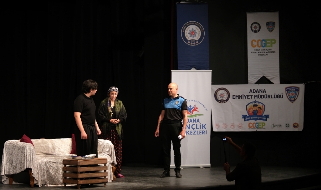 Polis ve Öğrenciler Rol Arkadaşı Oldu