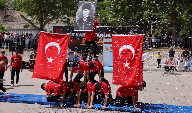 Pozantı’da “Şapka Çıkarılacak Zafer” Coşkusu!