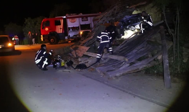 Virajı Alamadı,Samanlığa Girdi