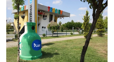 Yüreğir Belediyesi’nden Cam Şişe Kumbarası