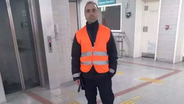 Kendisini Uyaran Güvenlik Görevlisini Darbederek Öldürdü!
