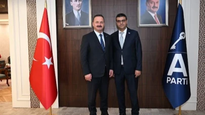Başkan Karataş'tan Enflasyon Açıklaması:''Şeffaflık ve Hukukun Üstünlüğü Mali Politikayı Düzeltir''