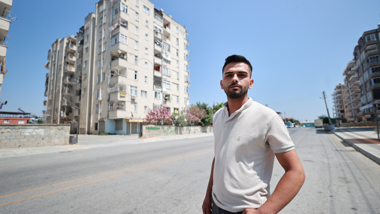 Apartmana Giren Maymun Site Sakinlerinin Korkulu Rüyası Oldu