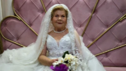 Herkes Onu Gelinliğiyle Tanımıştı! Yaşlı Kadından Acı Haber