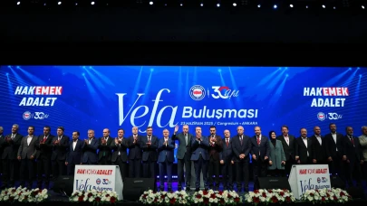 Vefayla Yoğrulmuş Bir Mücadele: Memur-Sen 30 Yaşında