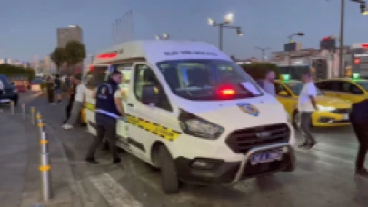 Kız Arkadaşının Yanında Silahla Vuruldu