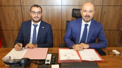 Adana İl Sağlık Müdürlüğü ile Yeşilay Şubesi Arasında ''Bağımlılıkla Mücadele'' Protokolü İmzalandı